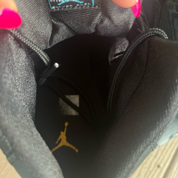 Air Jordan 11 Retro Gamma Blue (GS) - 5.5 Youth or Woman 7. - Picture 13 of 14